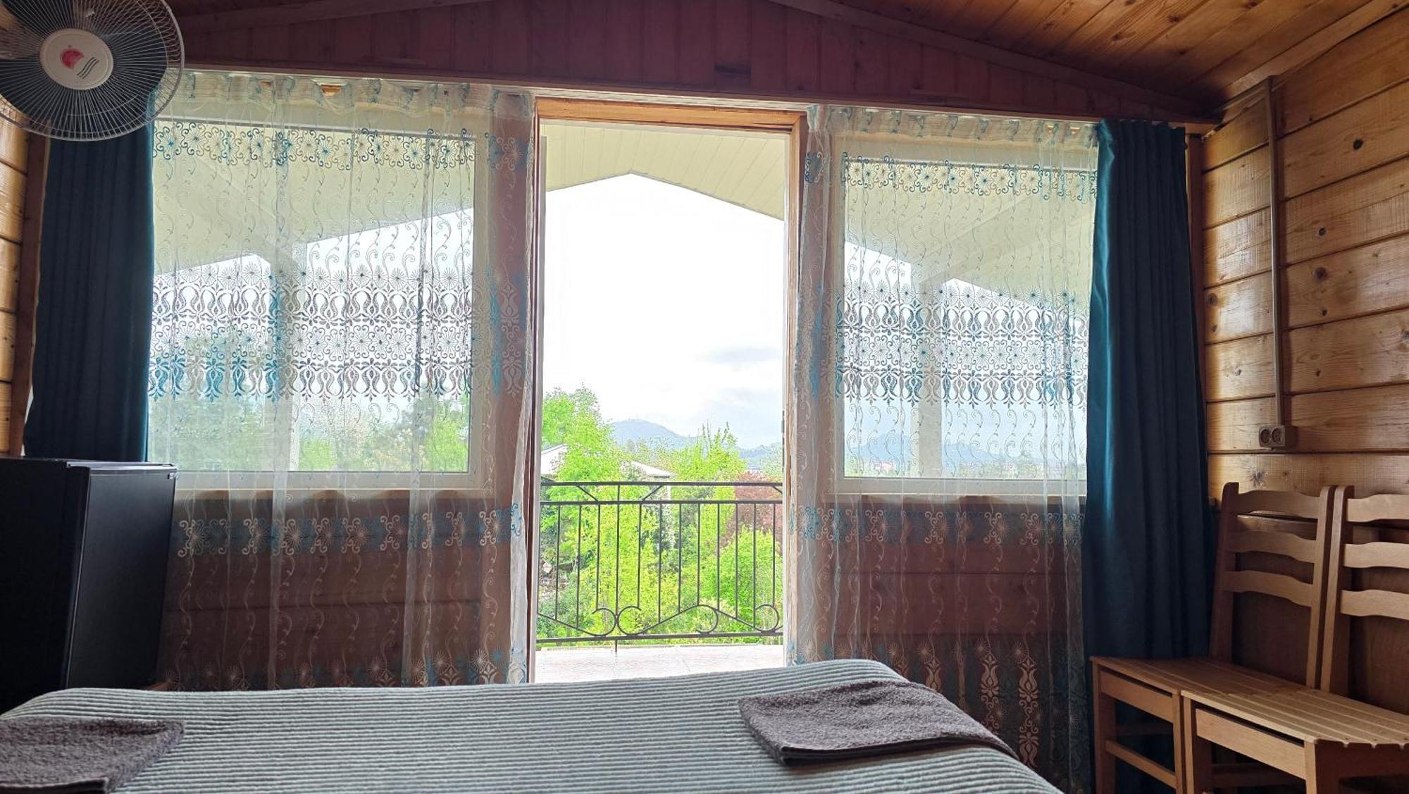 Olga'S Home Batumi Luaran gambar